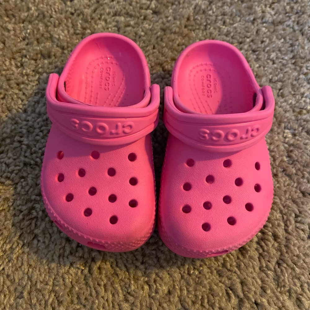 CROCS 🐊 for toddler.